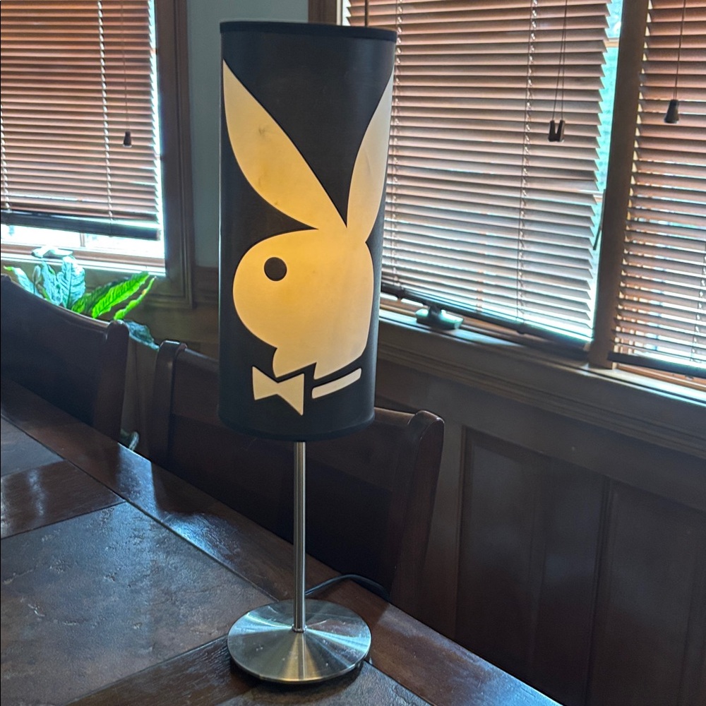 Vintage PLAYBOY Lamp! Working great!! - Picture 8 of 8